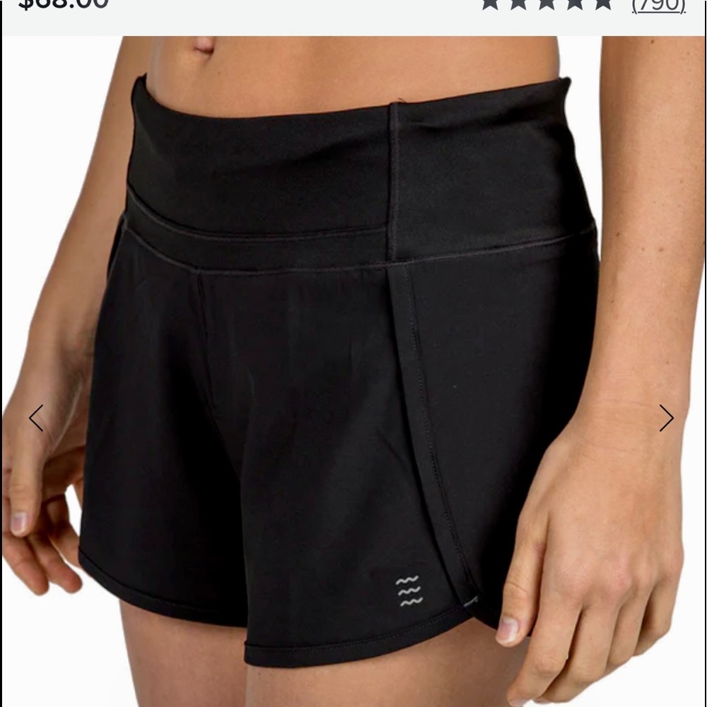 Free fly w’s bamboo lined breeze short 4” size M